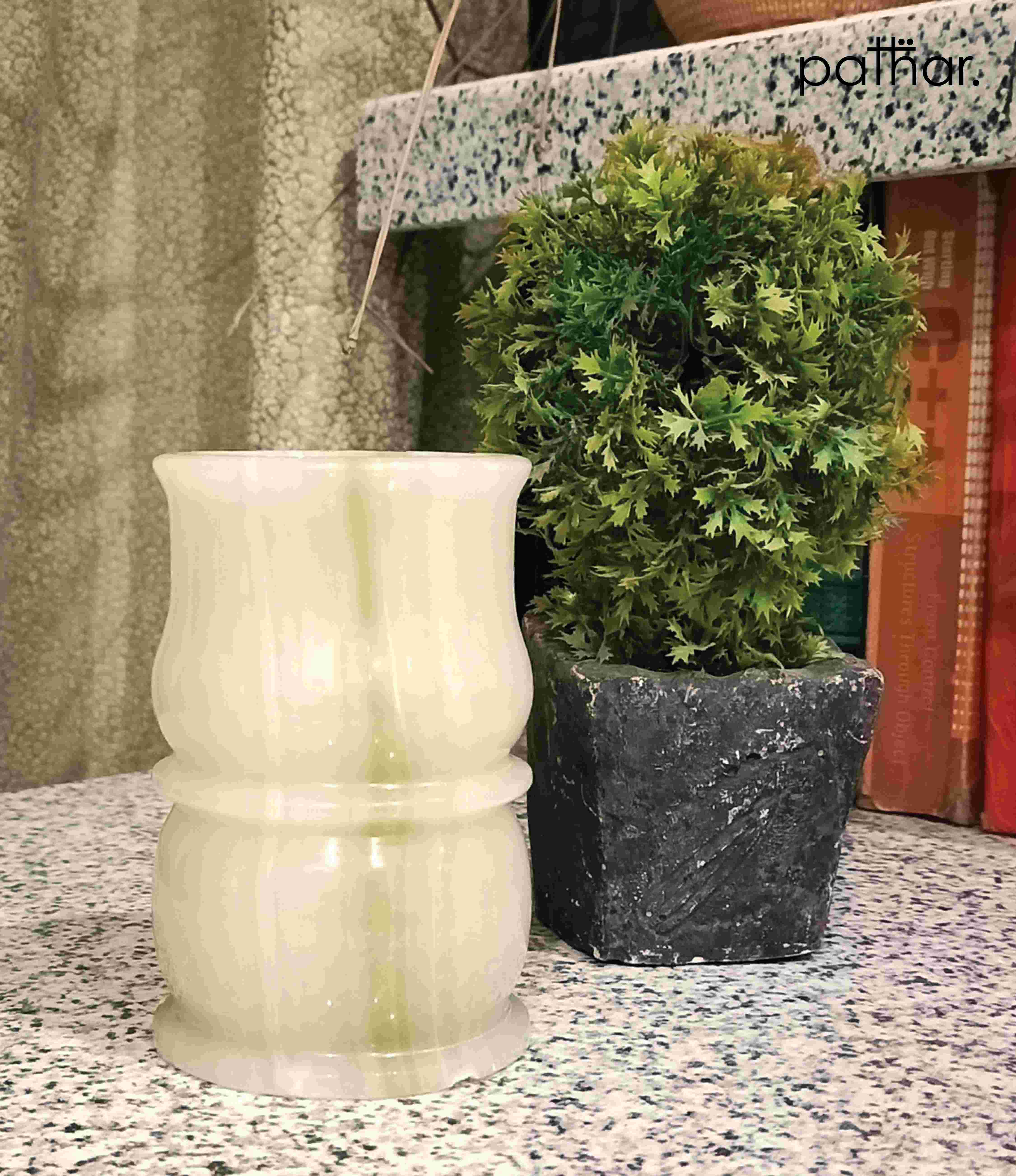 Classic Onyx Vase